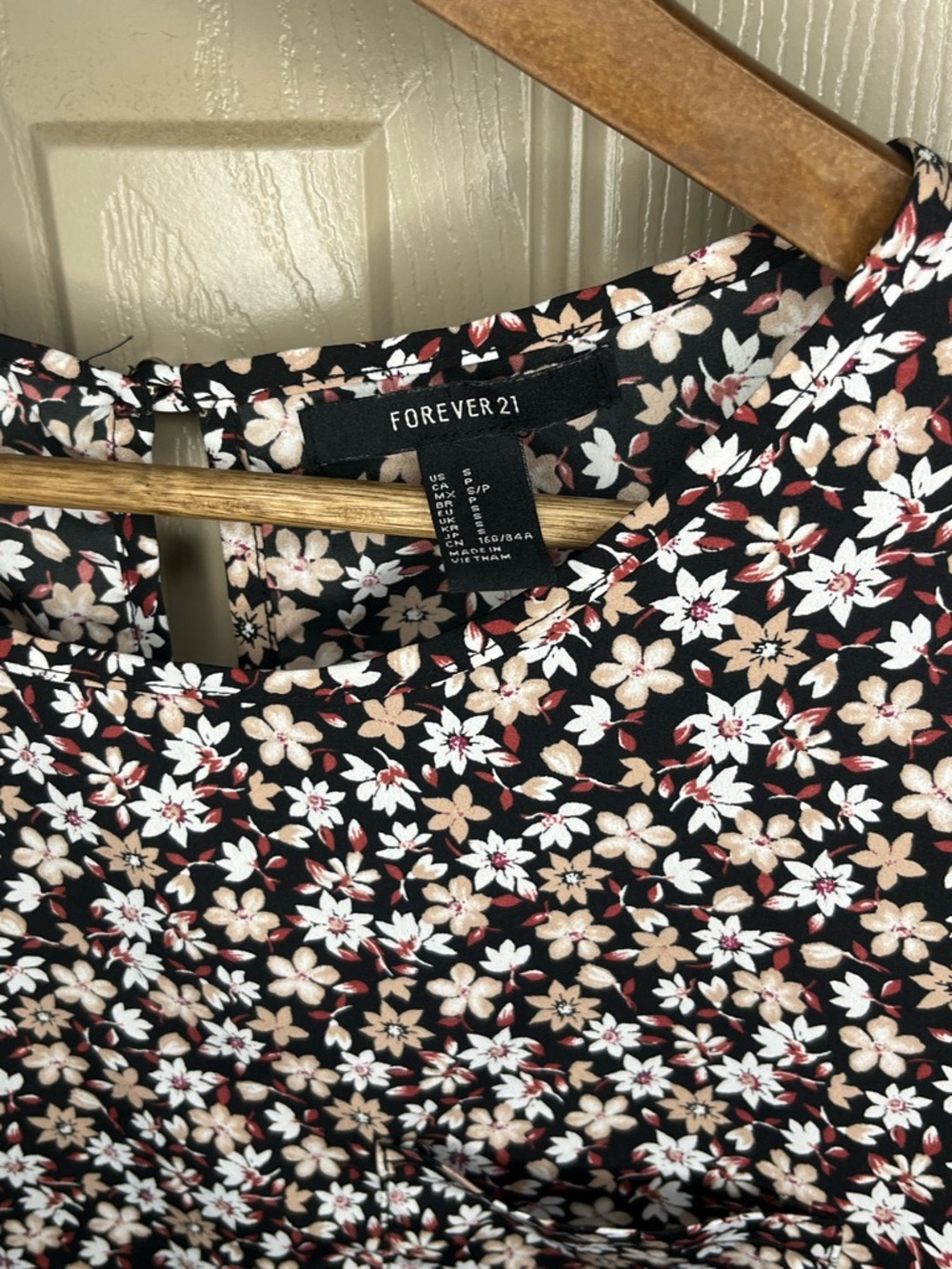 Forever 21 Womens Sleeveless Dress Small Floral Cottagecore Organic Lightweight - Picture 2 of 5